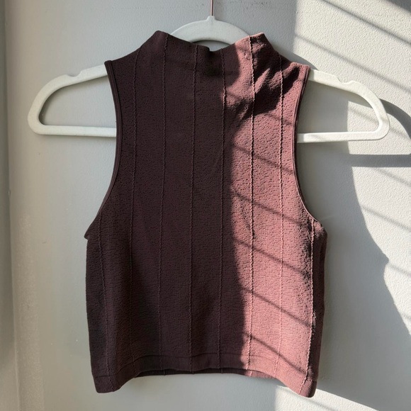 Zara Brown Ribbed Mock-Neck Crop Top - Picture 3 of 4